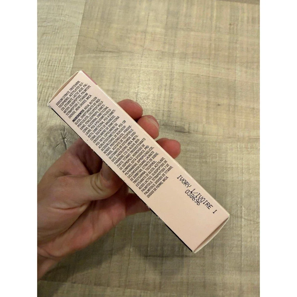 Mary Kay Timewise Luminous Wear Liquid Foundation - Ivory